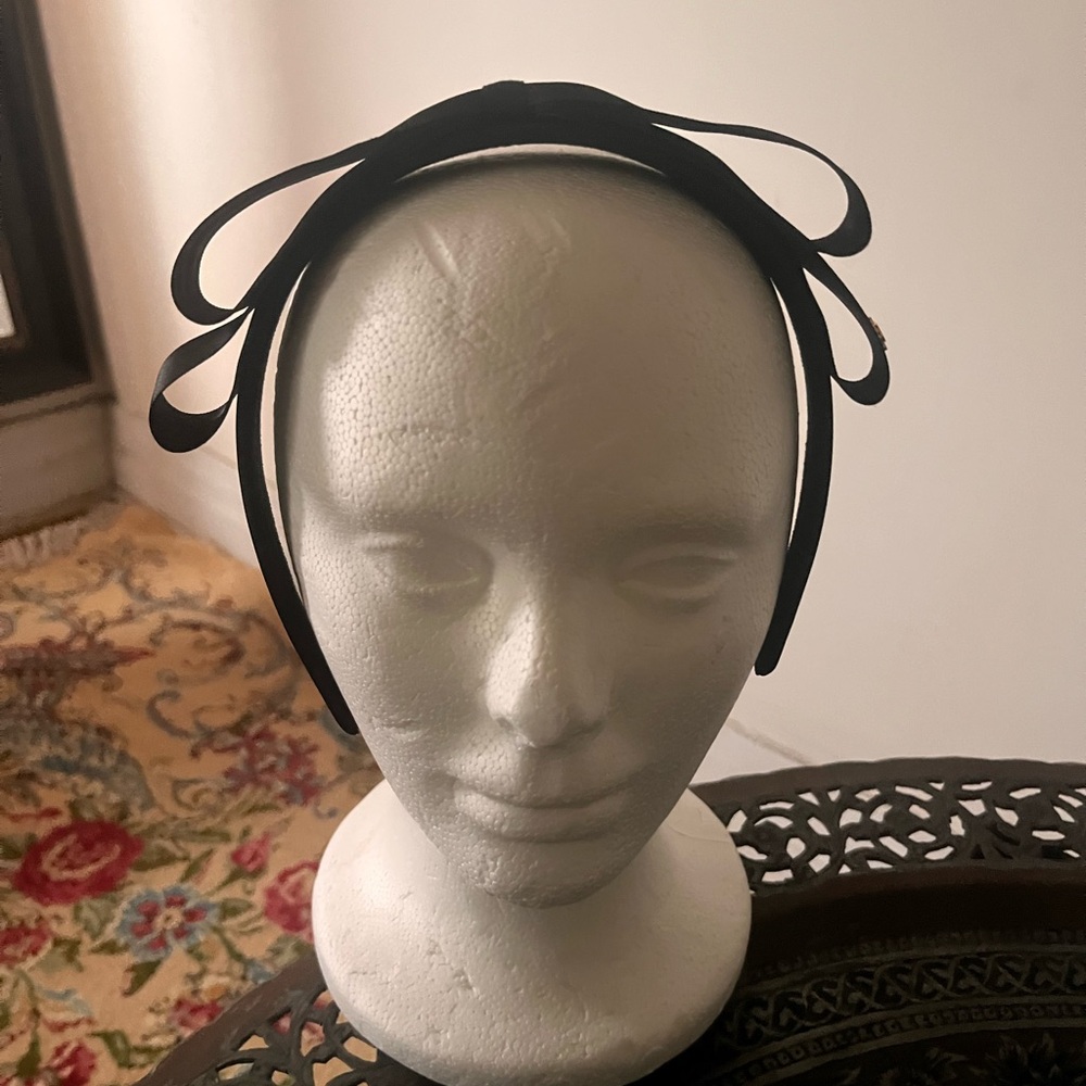 Elegant Black Preppy Two-bow / Double Bow Headband with Gold Lettering